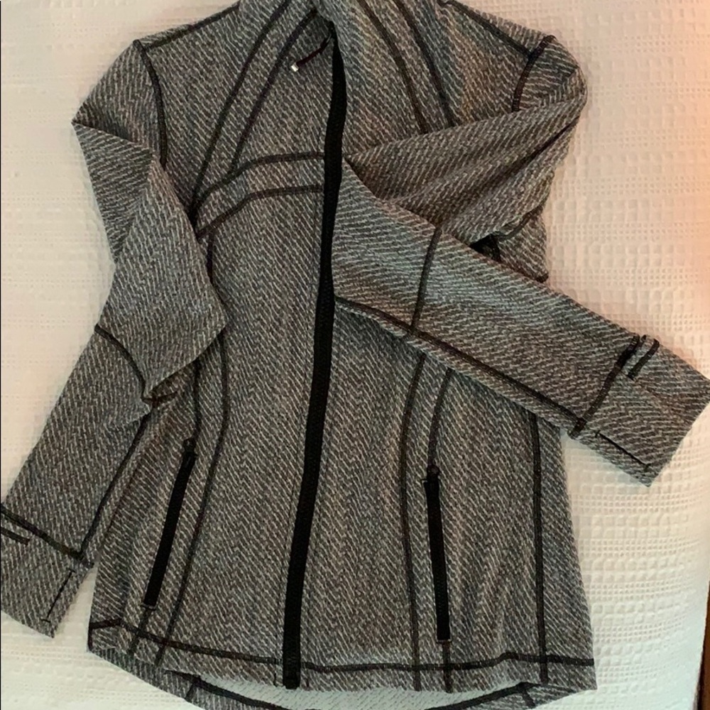 Lululemon define jacket!